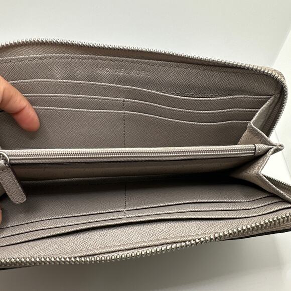 MICHAEL KORS Gray Zip Around Wallet - Picture 8 of 9